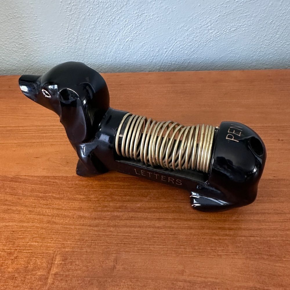 Anthropologie Dachshund Letter Holder Pen Brass Enamel Weiner Sausage Dog - Picture 5 of 9